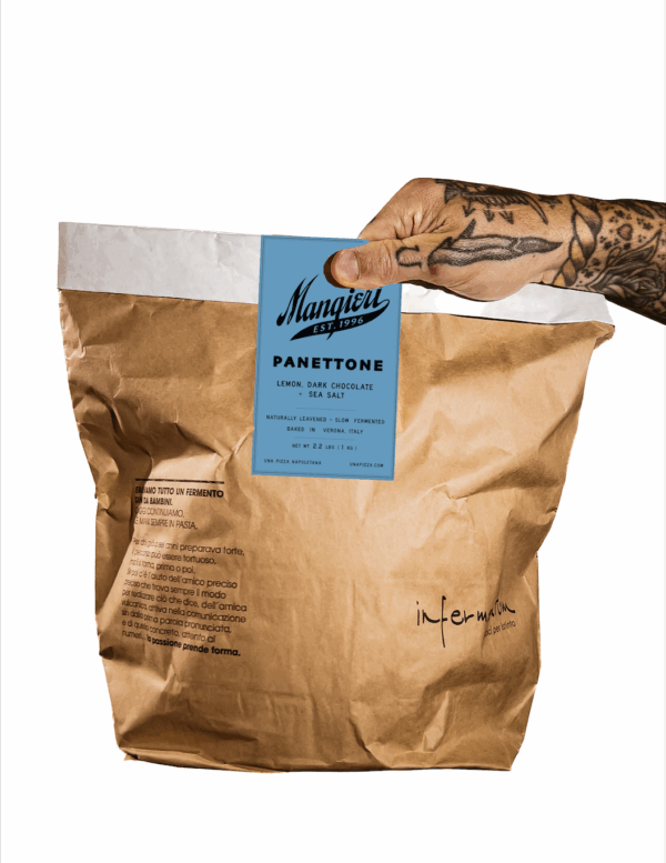 Una Pizza Napoletana Panettone naturally leavened and made in Verona, Italy